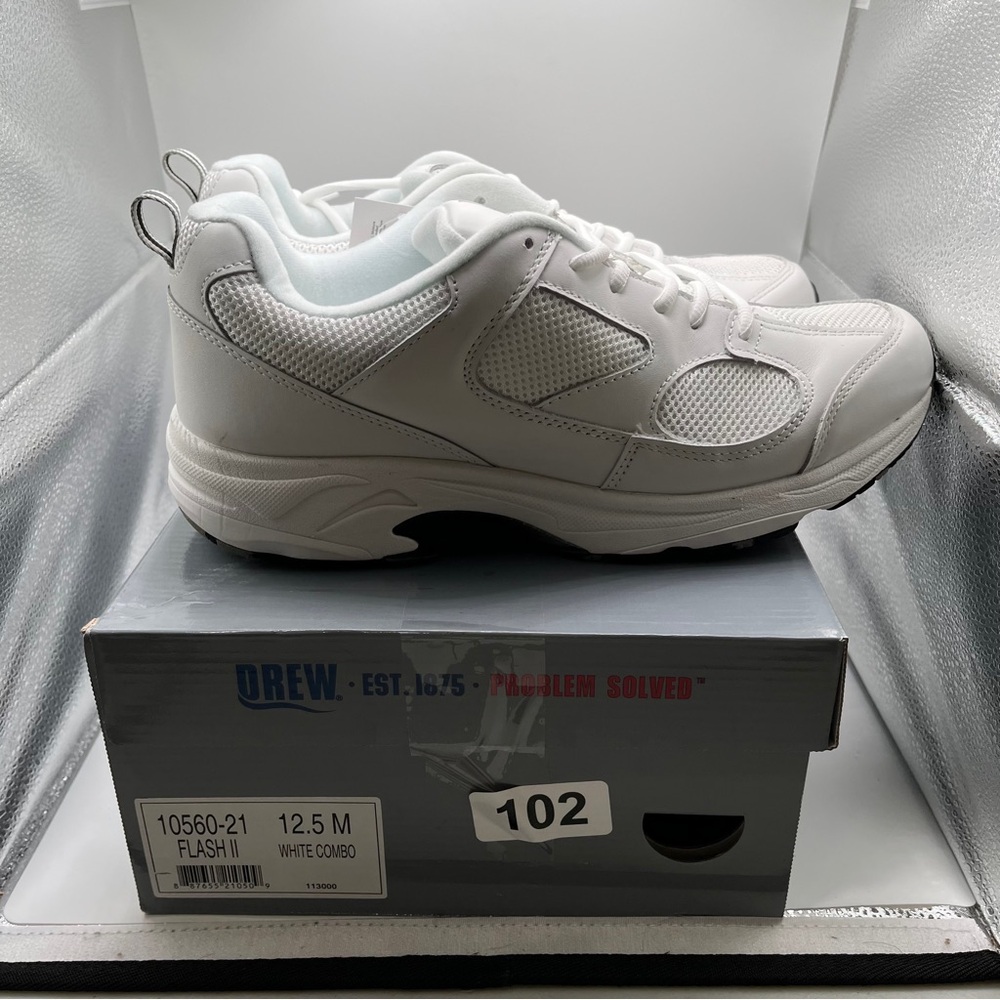NWB DREW FOOTSAVER CHECKERS size 12M white sneakers mens